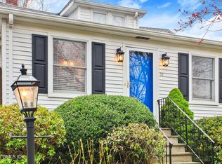 32 Fletcher Ave, Greenwich, CT 06831