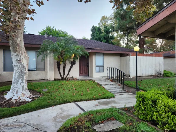 1449 Fredricks Ln, Upland, CA 91786