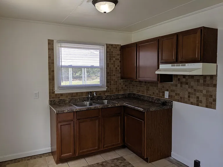 5409 Rawlings Dr — Photo 4