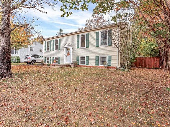 2nd image of 4738 Casper Dr NE