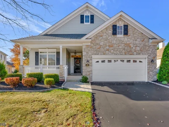 6 Moore Dr, Raritan Twp., NJ 08822