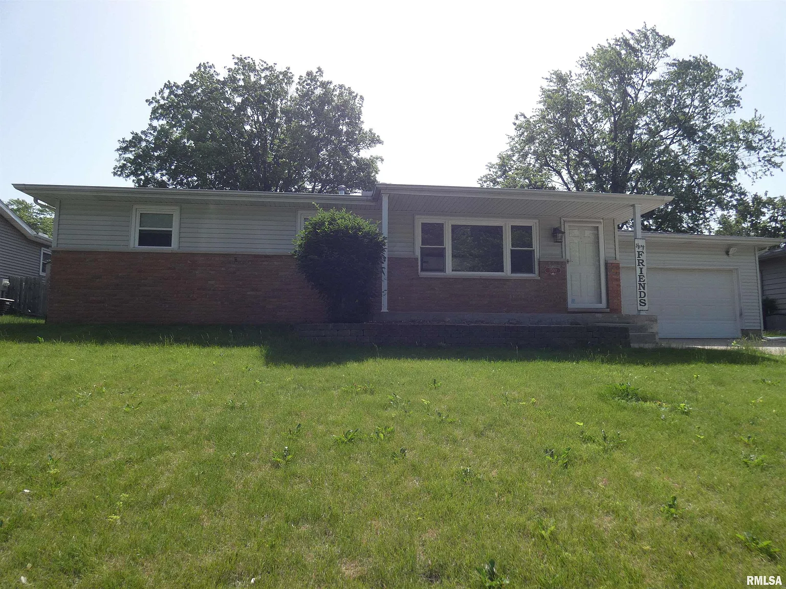 7500 N Oxford Pl photo 1