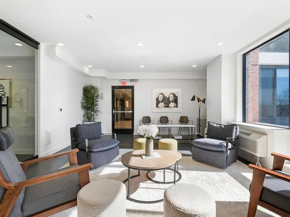 55 Jordan Avenue image 23 of 28