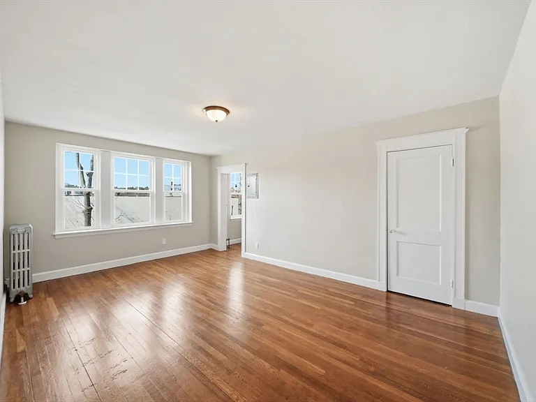 41 Richardson Ave #2 — Photo 6