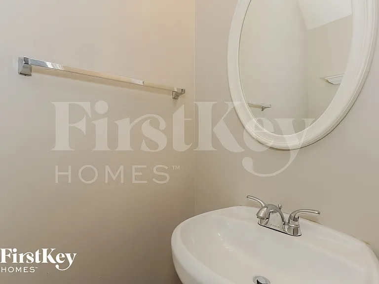 5680 Grande River Rd — Photo 14