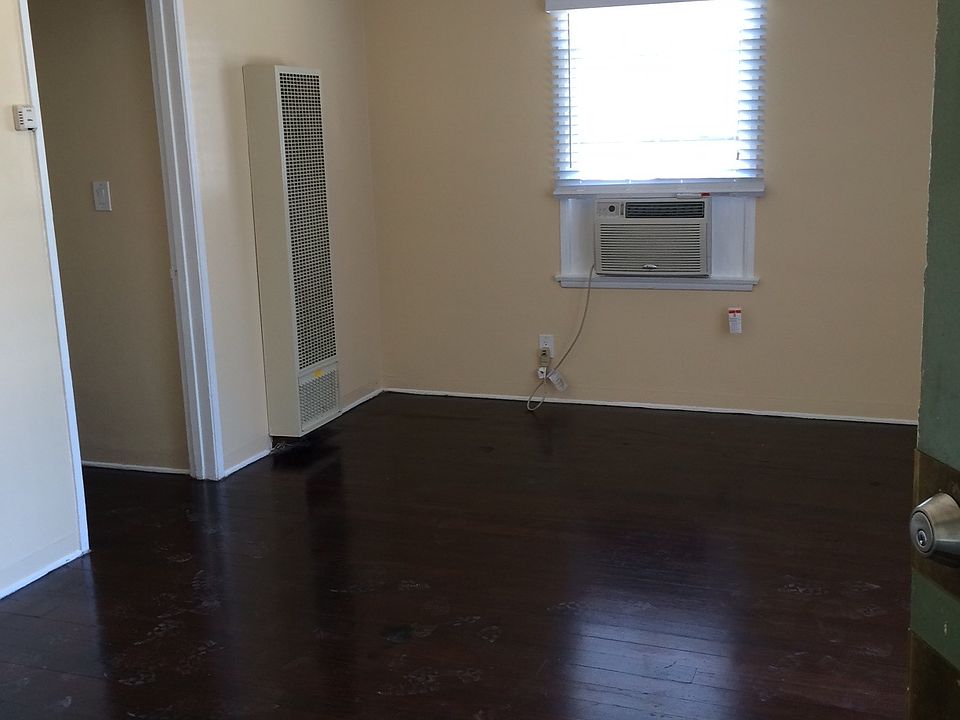1st image of 363 E Washington Blvd APT 6