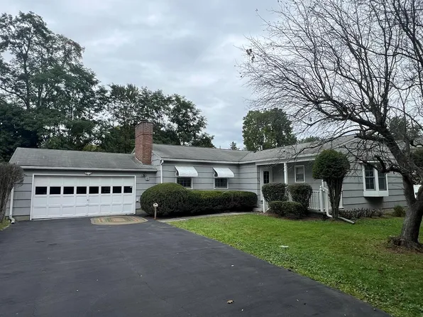 908 W 3rd St, Elmira, NY 14905