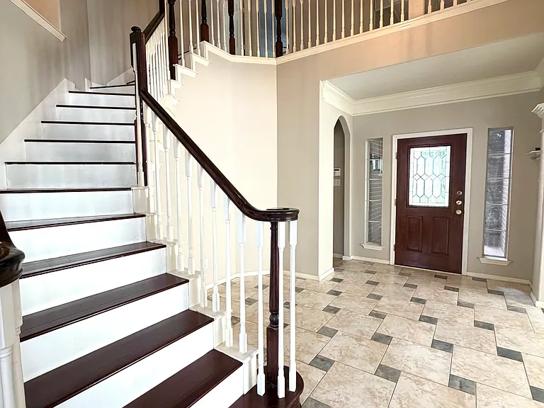 22406 Wildwood Grove Dr — Photo 2
