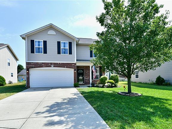 2nd image of 107 Thistle Wood Dr
