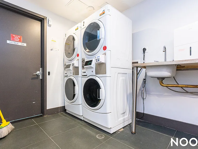820 Dekalb Ave #2B — Photo 11