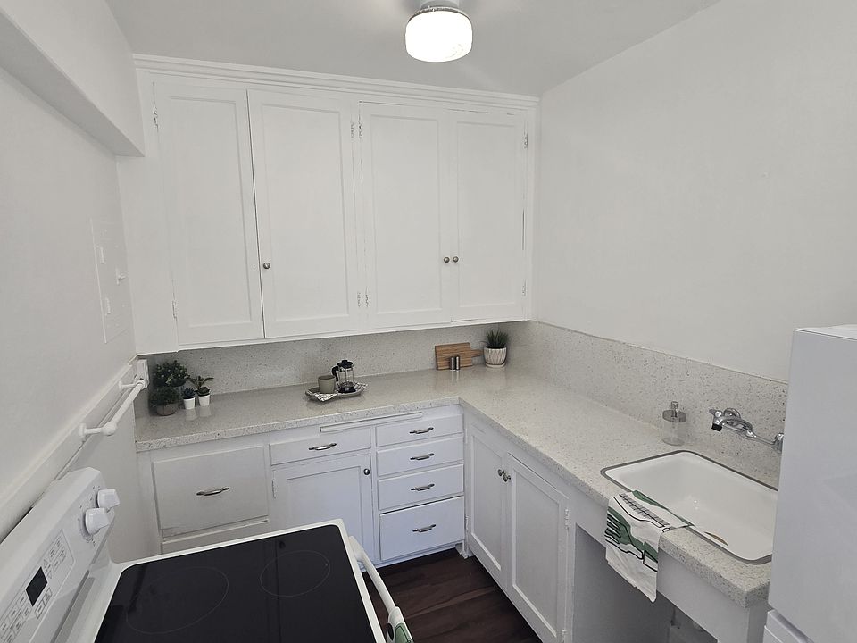 1st image of 4555 15th Ave NE #20cbaaf3a