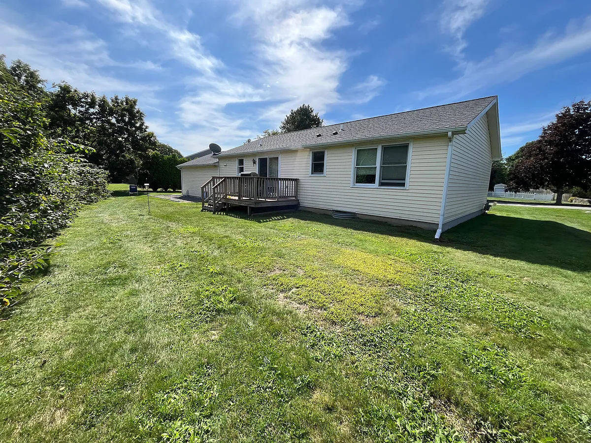 Building Photo - 81 Oak Forest Dr