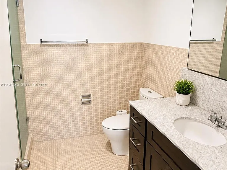 5255 Collins Ave #7B — Photo 19