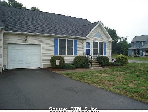1st image of 28 Heritage Farms Road #28