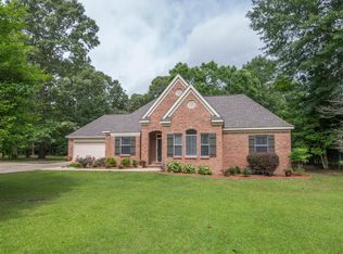 149 Madison Pl, Hattiesburg, MS 39402
