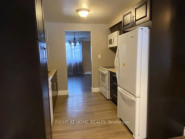 4 bed, $2,550 — Photo 4