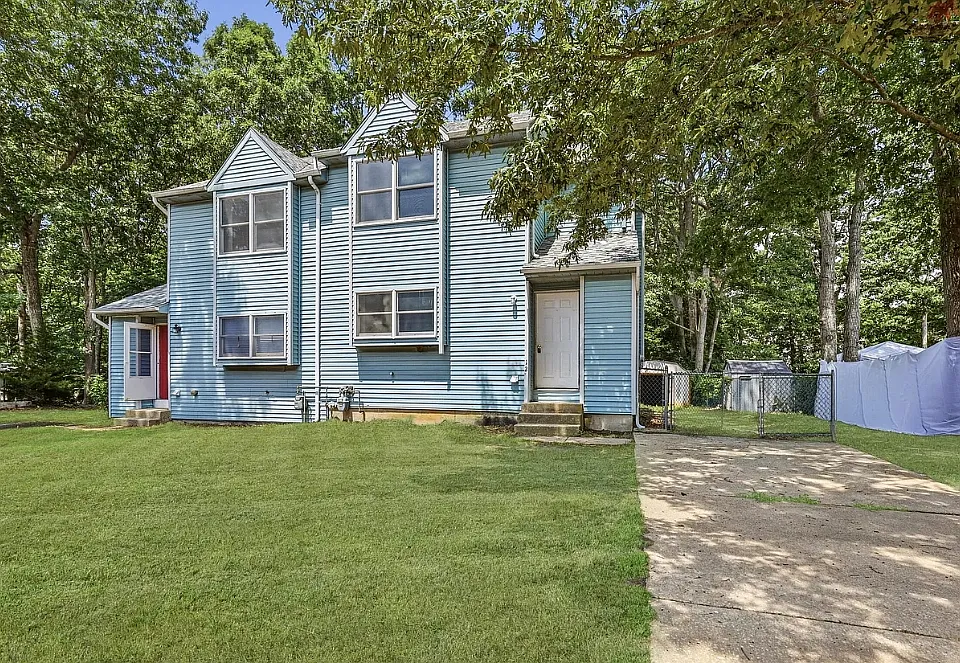 12 S Indian Valley Ct