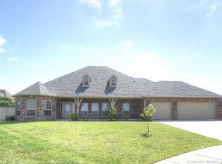 4020 W Twin Oaks St, Broken Arrow, OK 74011