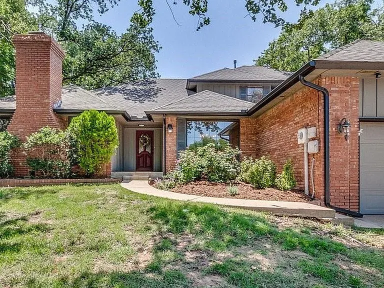 1408 Fox View Ct — Photo 2