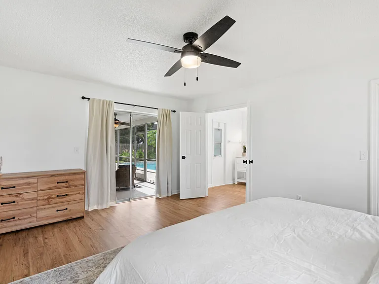1019 Larch Way — Photo 18