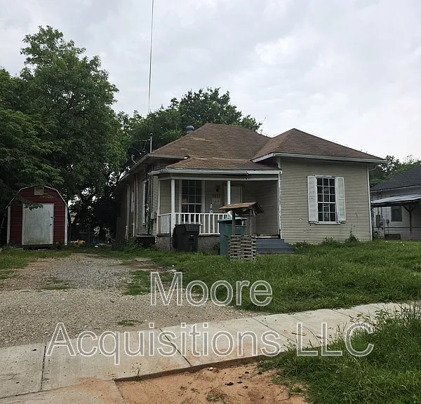 1410 E Chaffin St — Photo 1