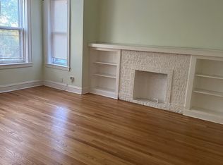 (Undisclosed Address), Oak Park, IL 60304