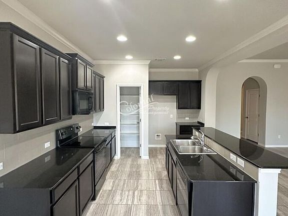 4th image of 6008 Worthing Dr