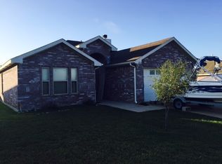 2533 Castle Pines Dr, Burleson, TX 76028