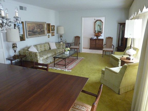 4th image of 9407 Brentgate Dr