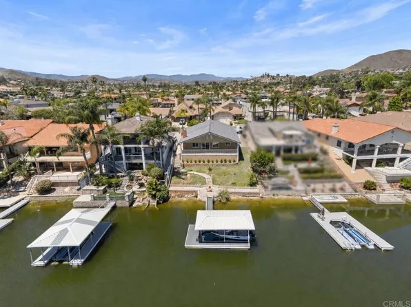 30194 White Wake Dr, Canyon Lake, CA 92587