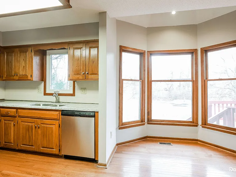 7829 Twilight Ln — Photo 3