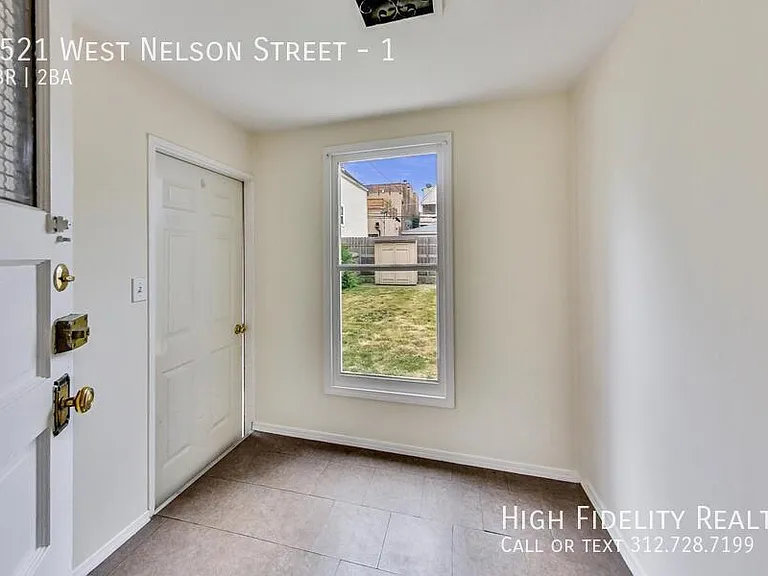 1521 W Nelson St #1 — Photo 27