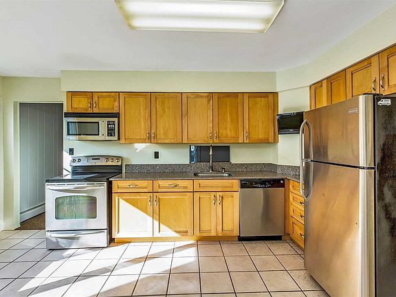 5th image of 29 Hilary Dr