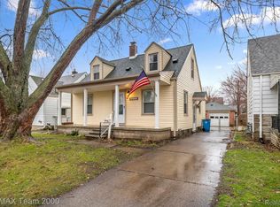 26054 Pennie St, Dearborn Heights, MI 48125