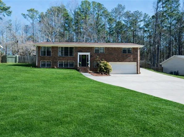 670 Teague Dr NW, Kennesaw, GA 30152