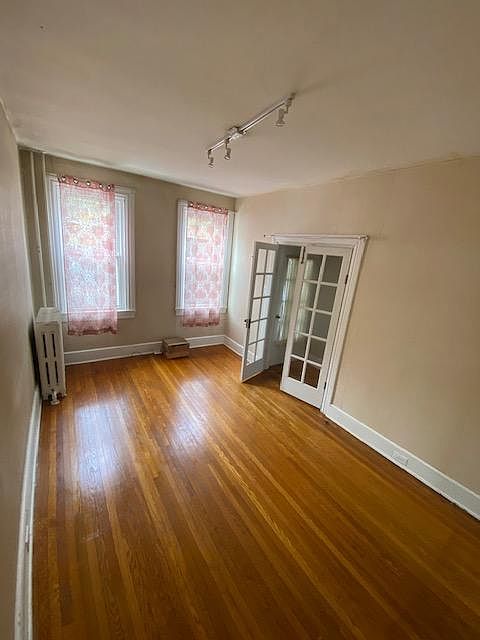 9.5X15 bedroom