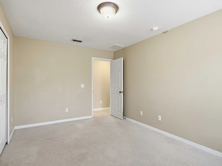57 Pine Dr — Photo 45