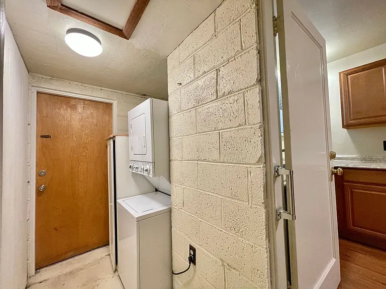 BRO1845 -Units A-D* — Photo 11
