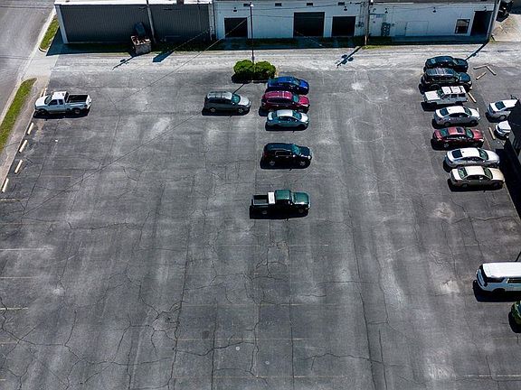 4th image of 709 Kentucky Ave