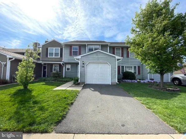 28 Kennebec Ct, Bordentown, NJ 08505