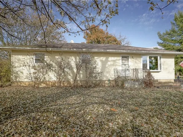 3024 Old Yellow Springs Rd, Fairborn, OH 45324