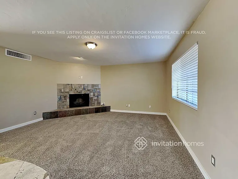 1907 E Decatur St — Photo 3
