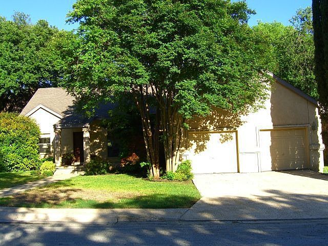 1st image of 12922 Park Forest St
