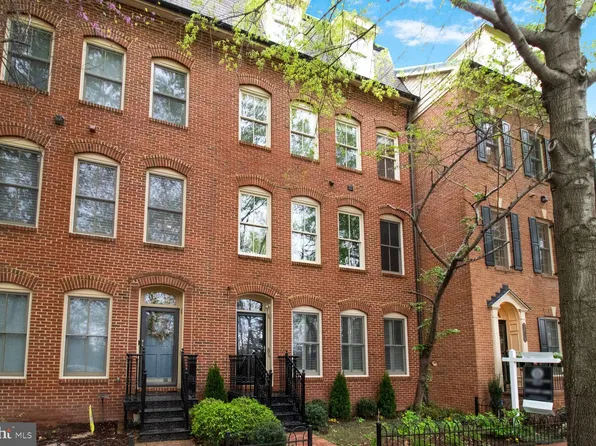1816 Carpenter Rd, Alexandria, VA 22314