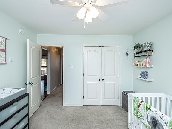 4th image of 2109 Meridian Dr