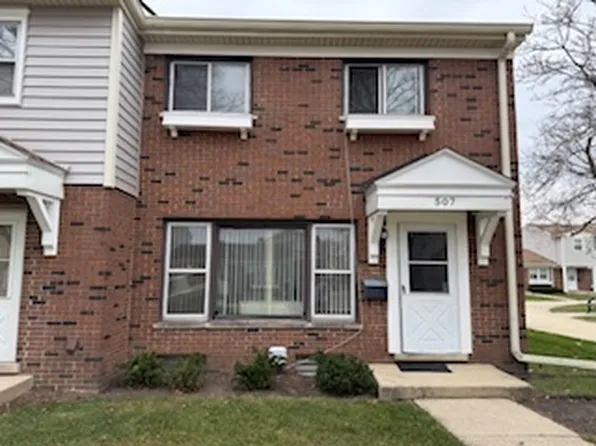 507 Washington Sq #19, Wood Dale, IL 60191