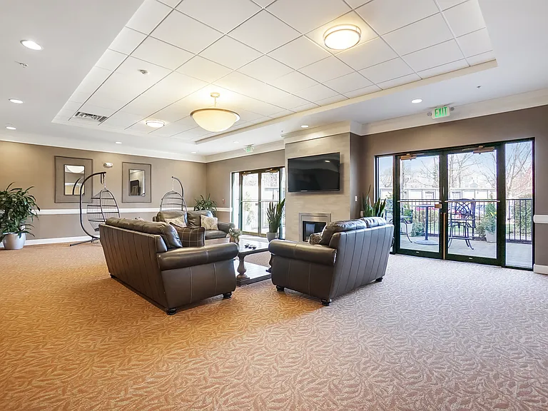 North River Apartments — Photo 9