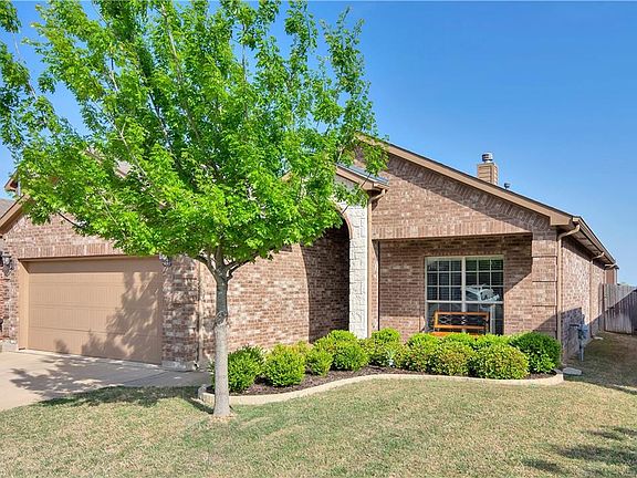 2nd image of 2252 Laurel Forest Dr