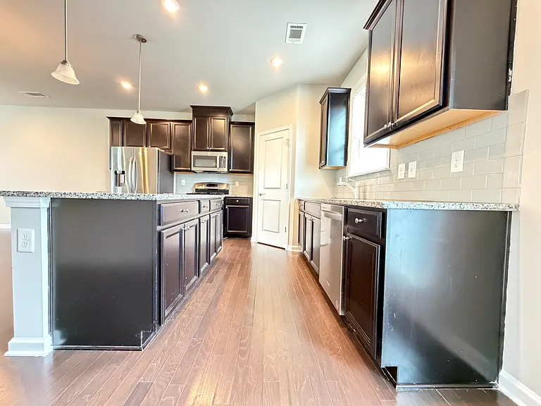 2838 Village Park Bnd — Photo 20