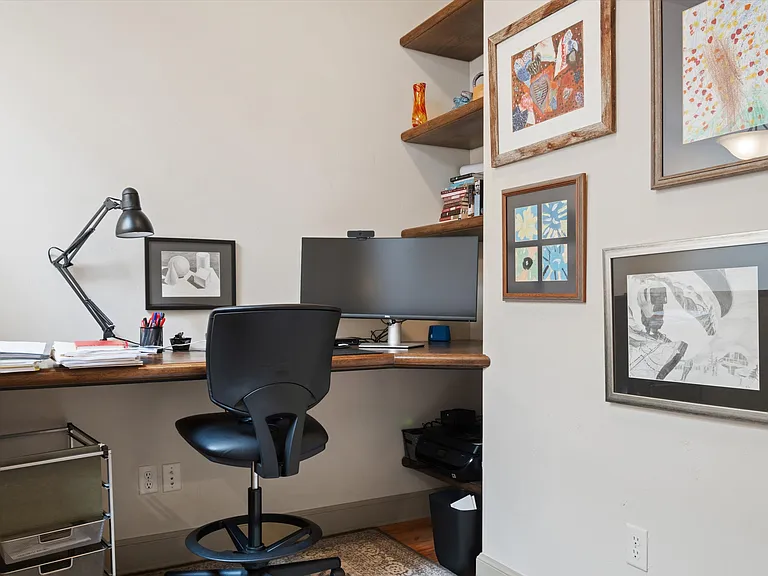 214 Russell M Perry Ave — Photo 17